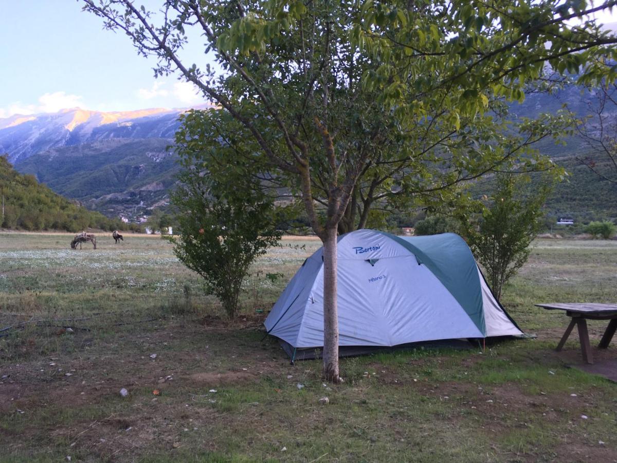 Albturist Ecocamping Permet & Outdoor Sports Center Hotel Exterior foto